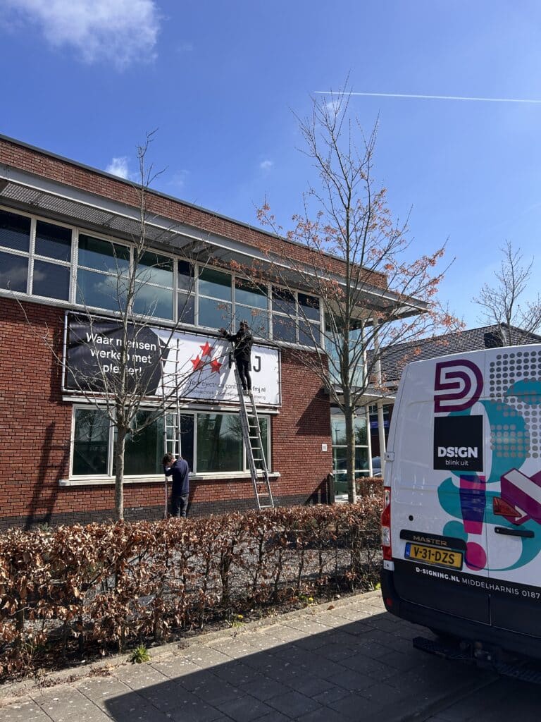 Nieuwe Banner by D-sign FMJ Elektro