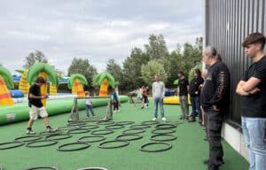 Onze Zeeuwse teams van FMJ E&I Zeeland en Asisto Services & Engineering genoten van een topdag bij klok'uus
