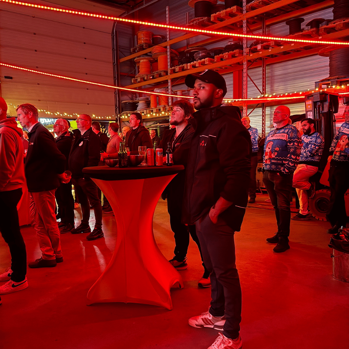 medewerkers bij de Presentatie personeelsbijeenkomst Schiedam met FMJ
